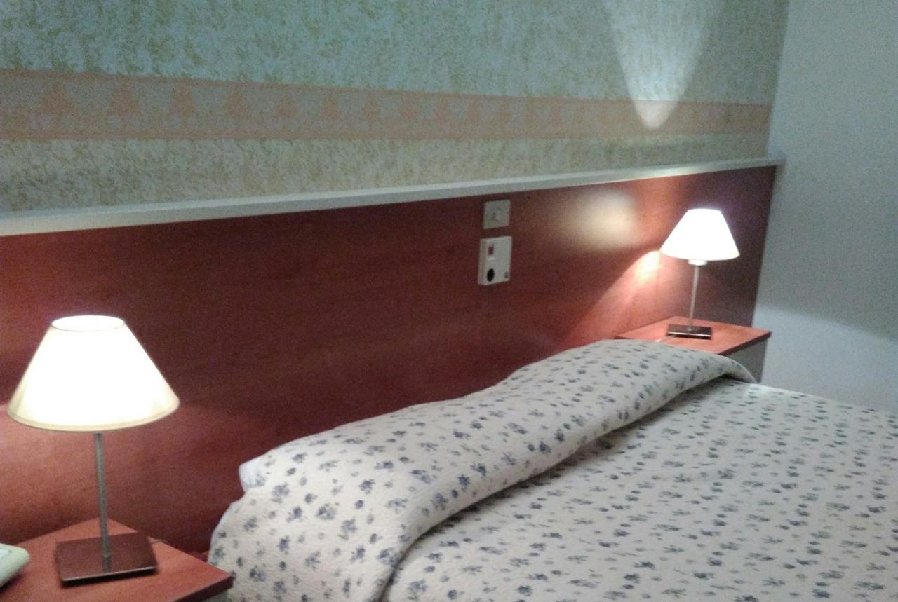 Hotel Elena Vérone Extérieur photo